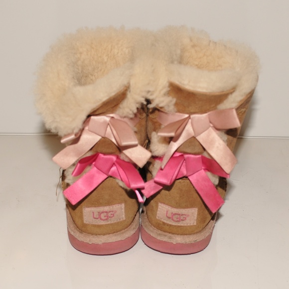 UGG Other - Girls Bailey Bow Boot UGG Boots Girls 2 3086